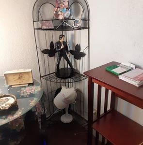 Meet your Posher, Carolyn